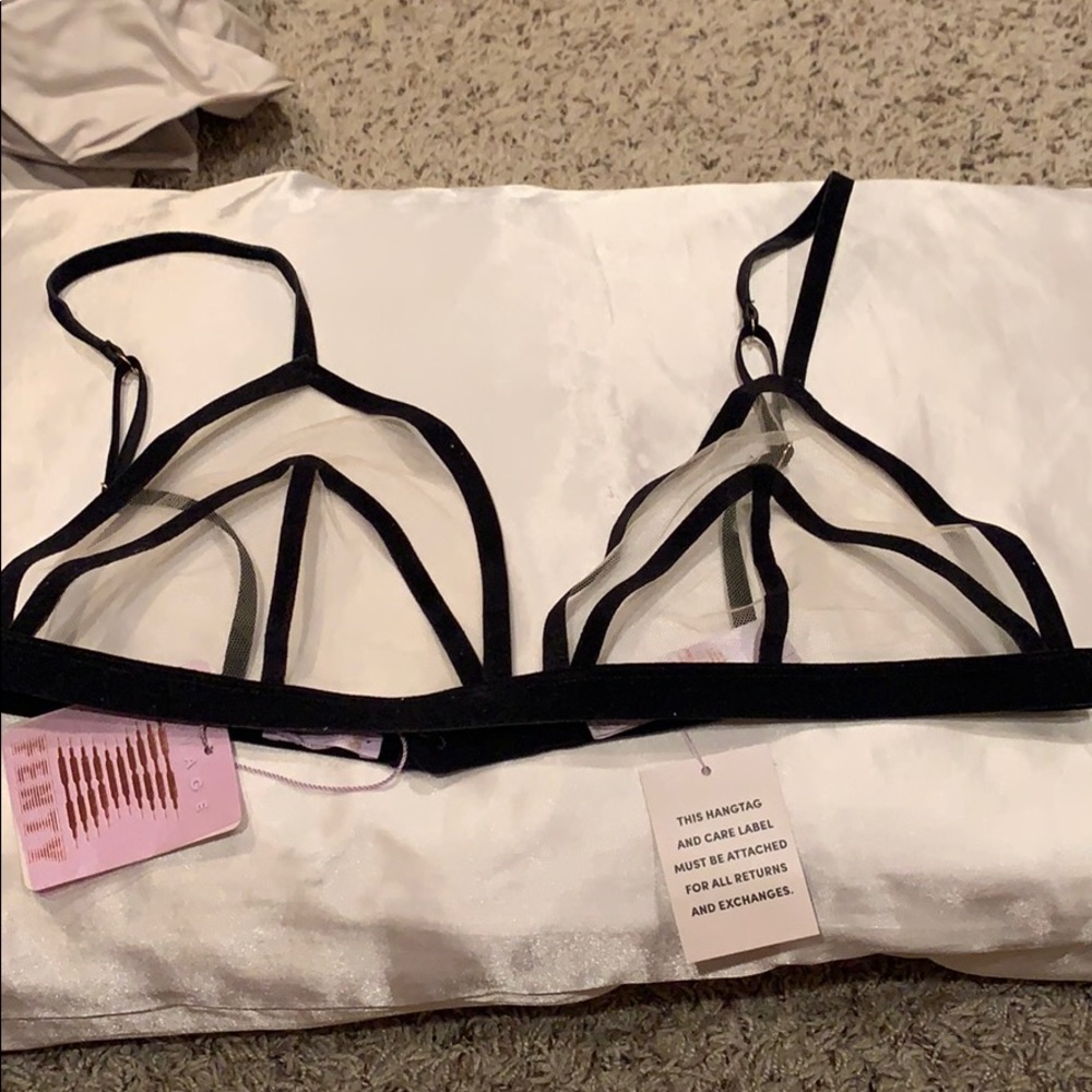 Discontinued Savage Fenty Bra